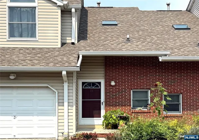 Photo 1 of Sale Pending at 45 Royal #28, Hawthorne, NJ 07506 | MLS# 26033232 | Listing updated on 2026-09-18