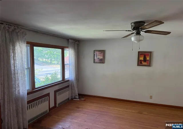 Photo 3 of House for sale at 301 Valley Rd, Clifton, NJ 07013 | MLS# 26033237 | Listing updated on 2026-09-13