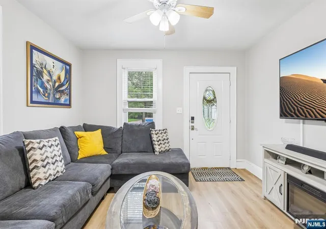 Photo 3 of Single family home for sale at 60 Palisade Ave, Emerson, NJ 07630 | MLS# 26033243 | Listing updated on 2026-09-15