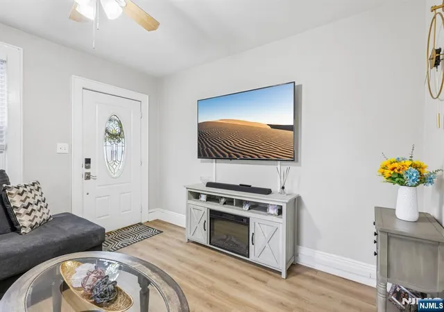 Photo 4 of Single family home for sale at 60 Palisade Ave, Emerson, NJ 07630 | MLS# 26033243 | Listing updated on 2026-09-15