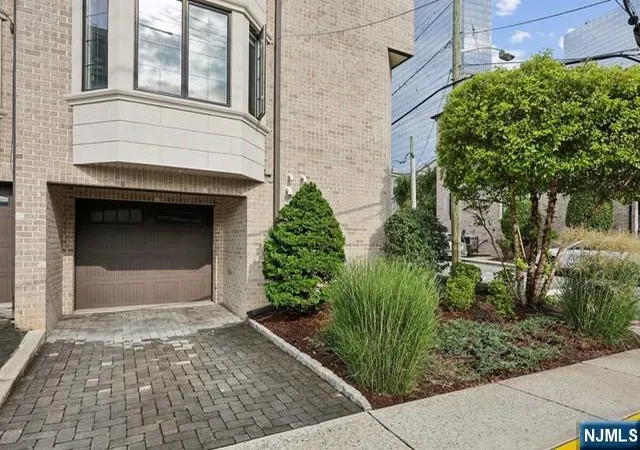 Photo 3 of Townhouse for sale at 140 Cedar St, Fort Lee, NJ 07024 | MLS# 26033259 | Listing updated on 2026-09-16