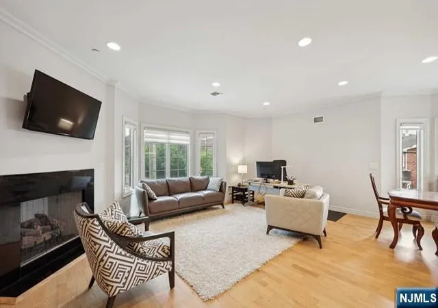 Photo 4 of Townhouse for sale at 140 Cedar St, Fort Lee, NJ 07024 | MLS# 26033259 | Listing updated on 2026-09-16