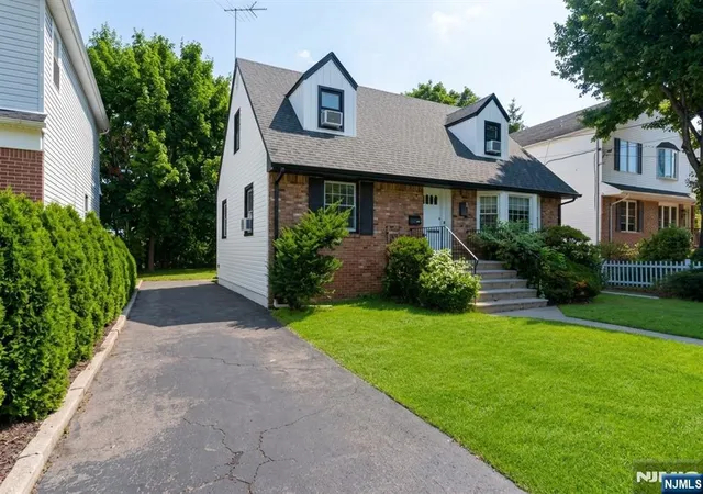 Photo 2 of Sale Pending at 422 Union Ave, Rutherford, NJ 07070 | MLS# 26033275 | Listing updated on 2026-09-14