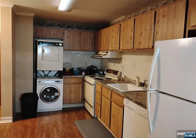 Photo 3 of Condo for sale at 10 Orchard St #3F, Hackensack, NJ 07601 | MLS# 26033296 | Listing updated on 2026-09-08