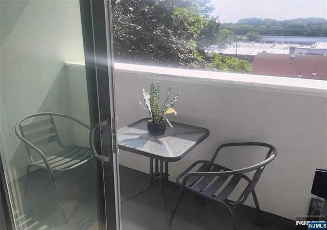 Listing Photo 2 - Condo for sale in building located at 10 Orch St, Newton, NJ 07601 - Unit #3F