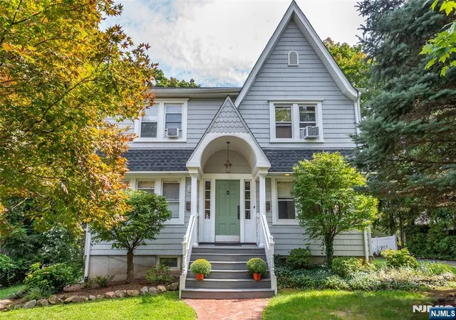 Photo 1 of Sale Pending at 241 Hope St, Ridgewood, NJ 07450 | MLS# 26033323 | Listing updated on 2026-10-15