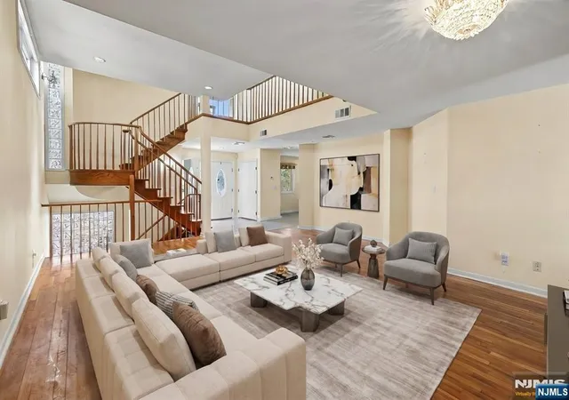 Photo 4 of Townhouse for sale at 376 Kenwood #9, Englewood, NJ 07631 | MLS# 26033324 | Listing updated on 2026-09-27