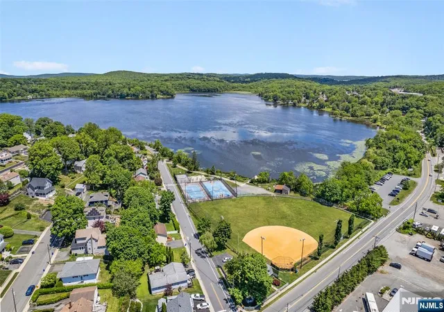 Photo 30 of Single family home for sale at 72 Koclas Dr, Netcong Borough, NJ 07857 | MLS# 26033335 | Listing updated on 2026-10-04