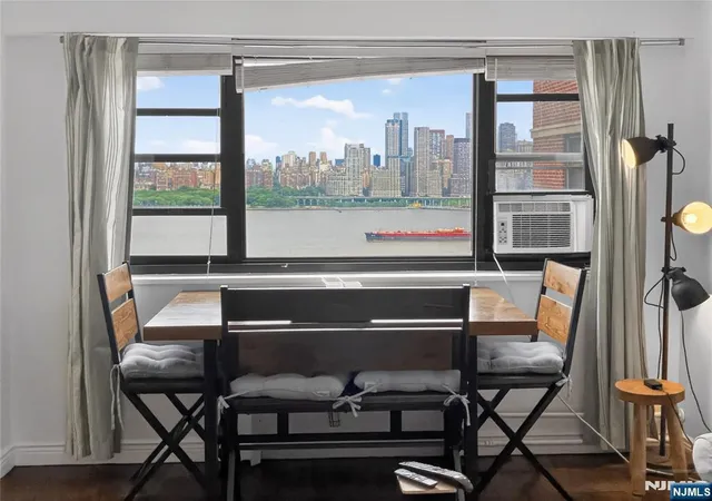 Photo 4 of Condo for sale at 6515 Boulevard E #9J, West New York, NJ 07093 | MLS# 26033339 | Listing updated on 2026-09-03