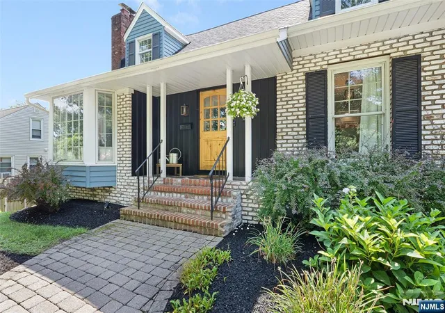 Photo 3 of Sale Pending at 32 Foothill Dr, Lincoln Park Borough, NJ 07035 | MLS# 26033344 | Listing updated on 2026-09-24