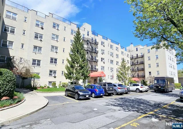Photo 1 of Condo for sale at 2205 Central Rd #D1, Fort Lee, NJ 07024 | MLS# 26033348 | Listing updated on 2026-09-09