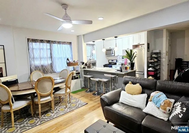 Photo 3 of Condo for sale at 2205 Central Rd #D1, Fort Lee, NJ 07024 | MLS# 26033348 | Listing updated on 2026-09-09