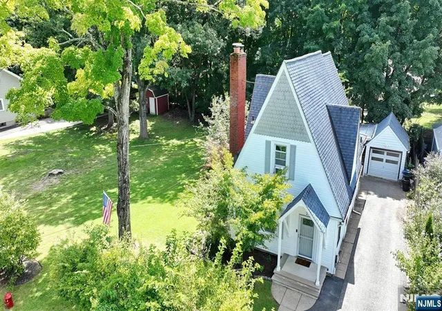Photo 36 of Sale Pending at 29 Silver Birch Ave, Oakland, NJ 07436 | MLS# 26033353 | Listing updated on 2026-10-13