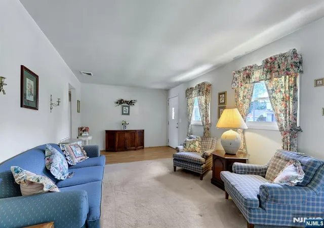 Photo 3 of Sale Pending at 327 Coolidge Ave, Twp Of Washington, NJ 07676 | MLS# 26033373 | Listing updated on 2026-10-13