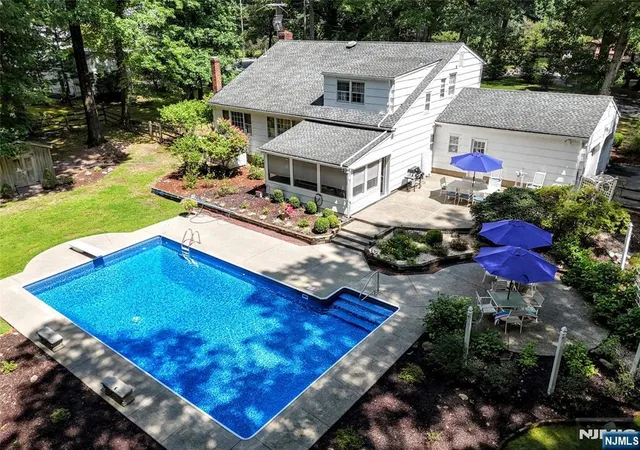 Photo 3 of Sale Pending at 6 Terkuile Rd, Montvale, NJ 07645 | MLS# 26033403 | Listing updated on 2026-10-13