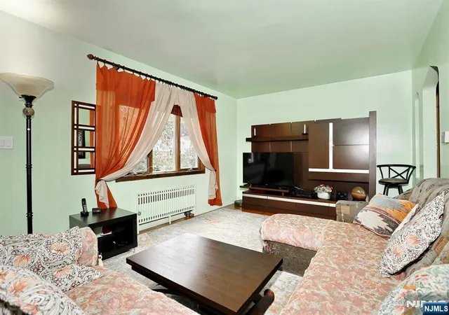 Photo 4 of Single family home for sale at 12 Margaret Ct, Fair Lawn, NJ 07410 | MLS# 26033409 | Listing updated on 2026-09-13