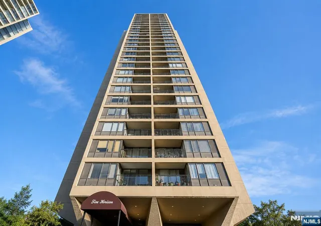 Photo 1 of Condo for sale at 5 Horizon Rd #2909, Fort Lee, NJ 07024 | MLS# 26033438 | Listing updated on 2026-09-04