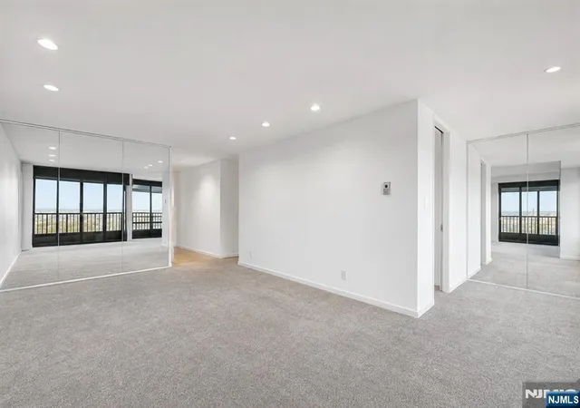 Photo 4 of House for sale at 5 Horizon Rd #2909, Fort Lee, NJ 07024 | MLS# 26033438 | Listing updated on 2026-09-04