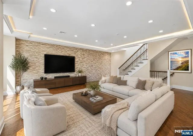 Photo 1 of Townhouse for sale at 20 Marquis Ct, Edgewater, NJ 07020 | MLS# 26033476 | Listing updated on 2026-09-16