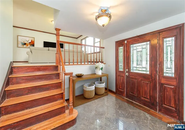 Photo 2 of Single family home for sale at 728 Prospect St, Glen Rock, NJ 07452 | MLS# 26033489 | Listing updated on 2026-09-06