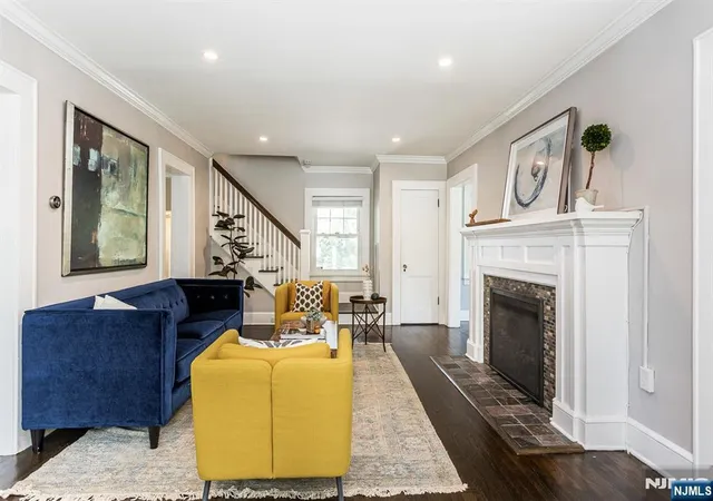 Photo 4 of Single family home for sale at 8 Berkeley Rd, Maplewood, NJ 07040 | MLS# 26033490 | Listing updated on 2026-09-04