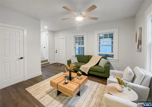 Photo 4 of Single family home for sale at 81 Franklin Rd, Teaneck, NJ 07666 | MLS# 26033500 | Listing updated on 2026-09-06