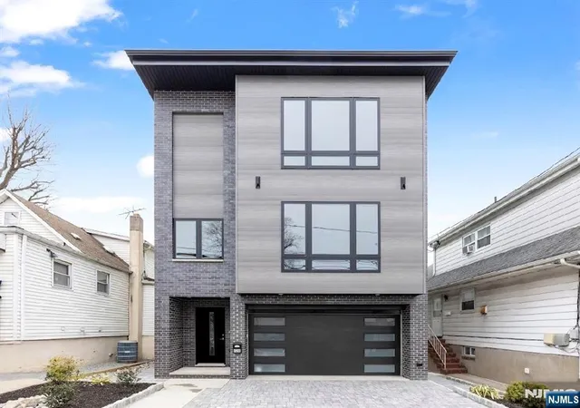Photo 1 of Single family home for sale at 428 Lafayette Ave, Cliffside Park, NJ 07010 | MLS# 26033543 | Listing updated on 2026-09-12