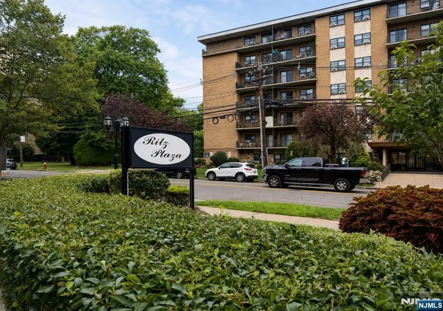 Photo 2 of Condo for sale at 344 Prospect Ave #4H, Hackensack, NJ 07601 | MLS# 26033548 | Listing updated on 2026-09-04