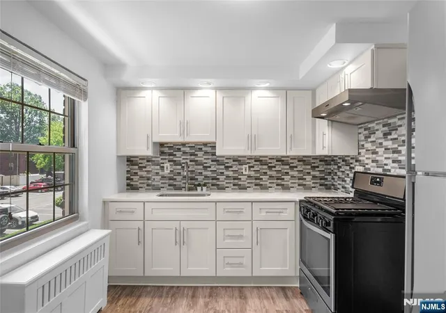 Photo 2 of Condo for sale at 1244 Inwood Ter #B, Fort Lee, NJ 07024 | MLS# 26033549 | Listing updated on 2026-09-15