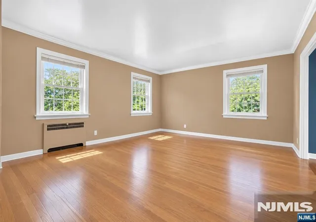 Photo 3 of Condo for sale at 185 E Palisade Ave #D11B, Englewood, NJ 07631 | MLS# 26033581 | Listing updated on 2026-10-15