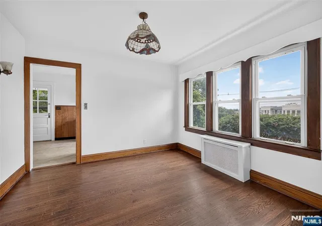 Photo 4 of Single family home for sale at 1208 Pompton Ave, Cedar Grove, NJ 07009 | MLS# 26033582 | Listing updated on 2026-09-06