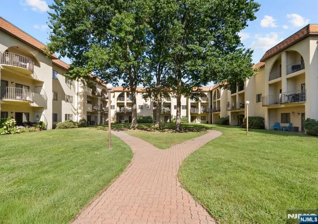 Listing Photo 4 - Condo for sale in building located at 2 Ann St, Clifton, NJ 07013 - Unit #N308