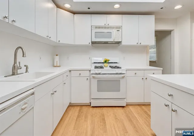 Photo 3 of House for sale at 20 Manger Rd, West Orange, NJ 07052 | MLS# 26033620 | Listing updated on 2026-09-15
