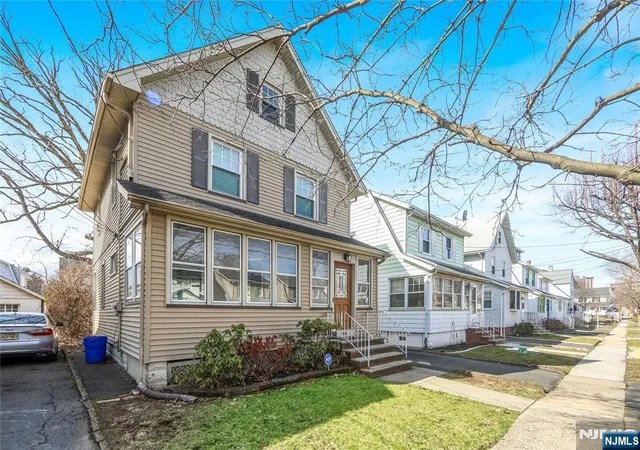 Photo 1 of Single family home for sale at 466 Beardsley Ave, Bloomfield, NJ 07003 | MLS# 26033654 | Listing updated on 2026-09-10