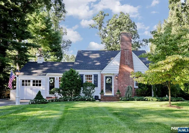 Photo 2 of Sale Pending at 224 Van Houten Ave, Wyckoff, NJ 07481 | MLS# 26033744 | Listing updated on 2026-10-13