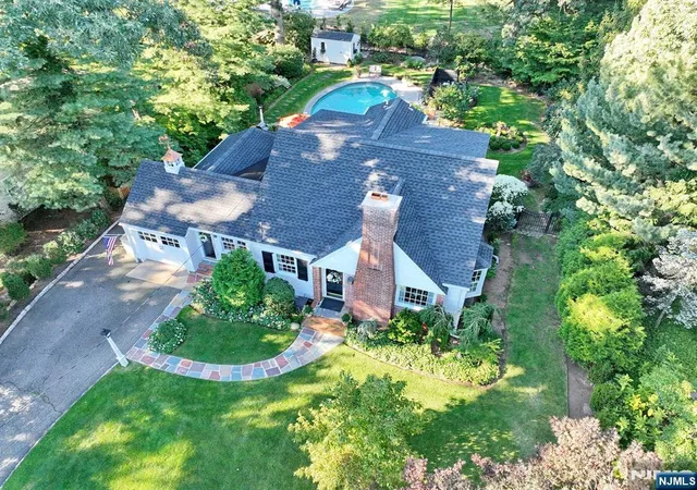 Photo 3 of Sale Pending at 224 Van Houten Ave, Wyckoff, NJ 07481 | MLS# 26033744 | Listing updated on 2026-10-13