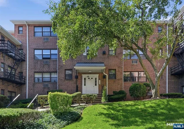 Photo 17 of Condo for sale at 214 Prospect Ave #143C, Hackensack, NJ 07601 | MLS# 26033754 | Listing updated on 2026-09-12