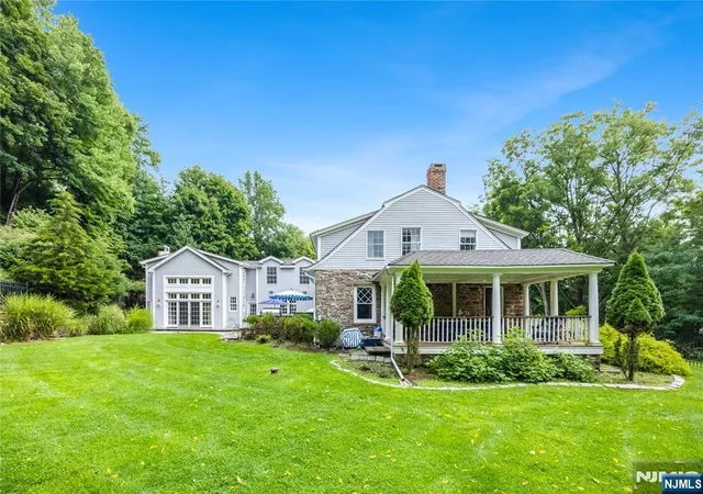 Photo 2 of Sale Pending at 72 Hopper Farm, Upper Saddle River, NJ 07458 | MLS# 26033760 | Listing updated on 2026-09-18