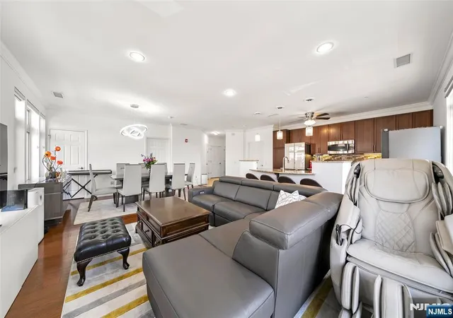 Photo 4 of Condo for sale at 3310 Riverview Ave #310, Englewood, NJ 07631 | MLS# 26033765 | Listing updated on 2026-09-12