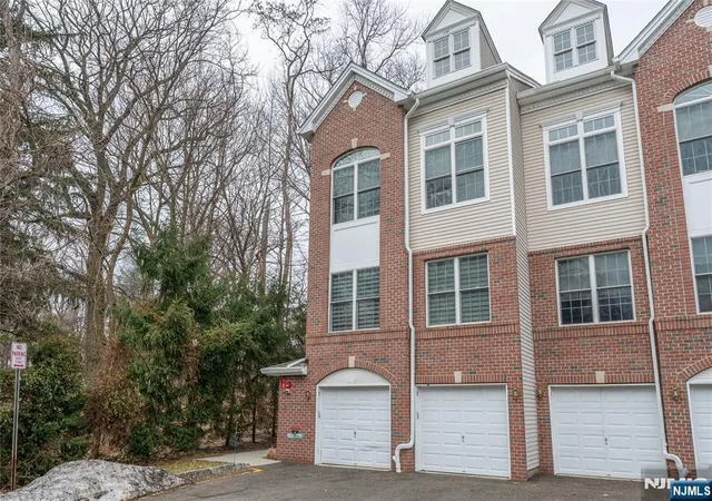 Photo 2 of Townhouse for sale at 1 Ashley Ct #701, Hawthorne, NJ 07506 | MLS# 26033822 | Listing updated on 2026-09-15