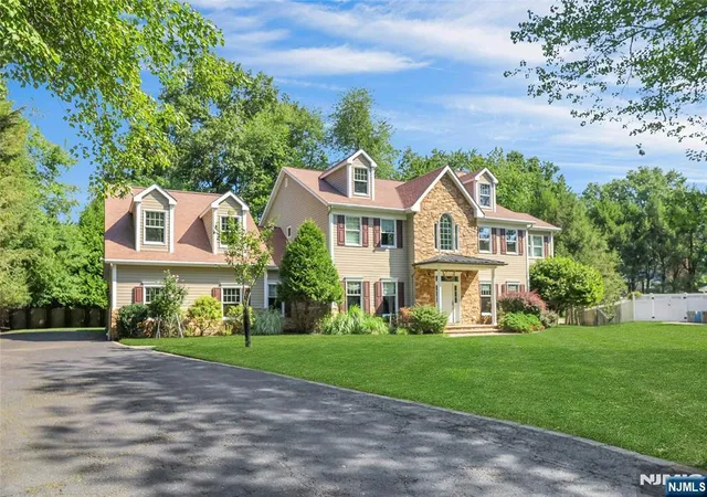 Single family home for sale at 782 Tiffany Ave, River Vale, NJ 07675 | MLS# 26033829