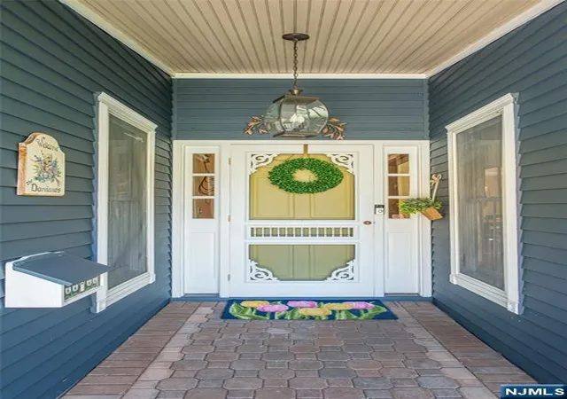 Photo 3 of Single family home for sale at 94 3rd Avenue, Little Falls, NJ 07424 | MLS# 26033840 | Listing updated on 2026-09-14