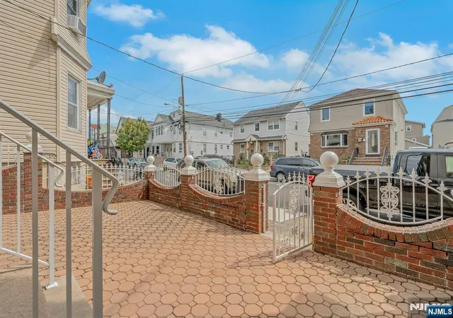 Photo 2 of Single family home for sale at 149 Chestnut St, Kearny, NJ 07032 | MLS# 26033846 | Listing updated on 2026-09-18