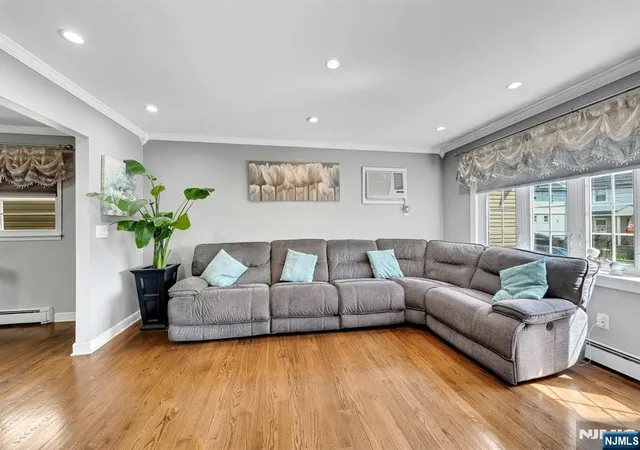 Photo 4 of Single family home for sale at 149 Chestnut St, Kearny, NJ 07032 | MLS# 26033846 | Listing updated on 2026-09-18