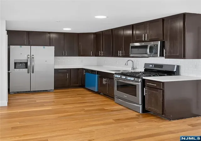 Photo 2 of Condo for sale at 315 7th Street #601, Union City, NJ 07087 | MLS# 26033863 | Listing updated on 2026-09-09