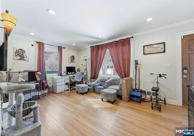 Photo 4 of Single family home for sale at 95 Cedar Ave, Hackensack, NJ 07601 | MLS# 26033872 | Listing updated on 2026-09-12