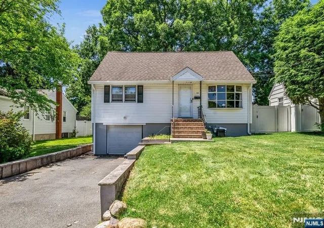 Photo 1 of Single family home for sale at 101 Pinecrest Ter, Wayne, NJ 07470 | MLS# 26033874 | Listing updated on 2026-09-15