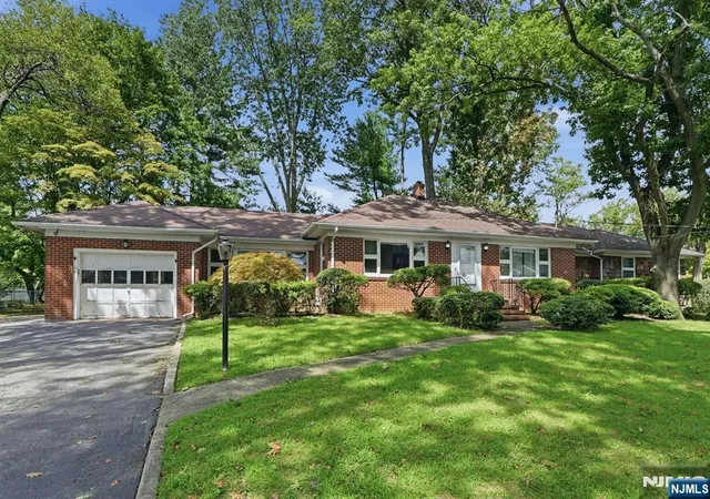 Photo 2 of Sale Pending at 23 Glendale Dr, Freehold Twp, NJ 07728 | MLS# 26033892 | Listing updated on 2026-09-17