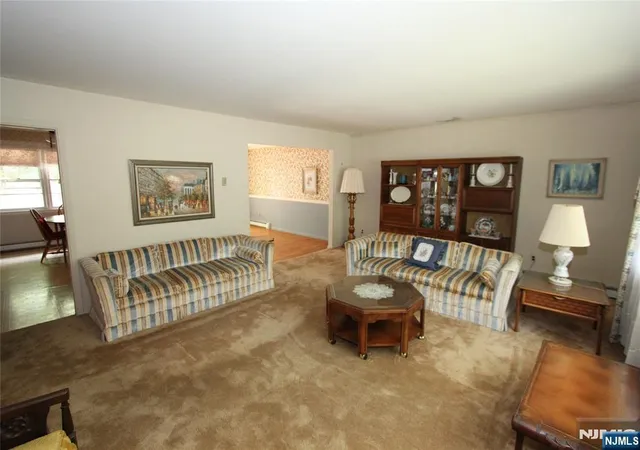 Photo 4 of Single family home for sale at 10 Bayberry Dr, Montvale, NJ 07645 | MLS# 26033908 | Listing updated on 2026-09-15