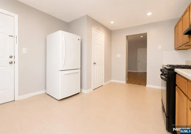 Photo 4 of Multi family home for sale at 444 S 19th Street, Newark, NJ 07103 | MLS# 26033938 | Listing updated on 2026-09-17